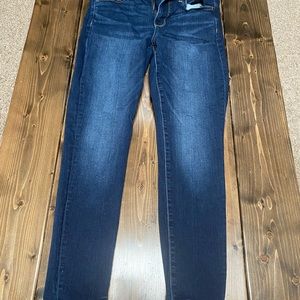 Size 10 American eagle jeans  skinny high rise
